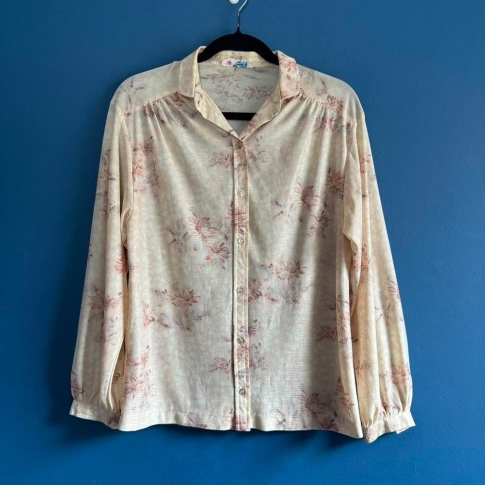 Vintage 1970s Floral Blouse Women's Size Small College Towne Beige Peach Groovy